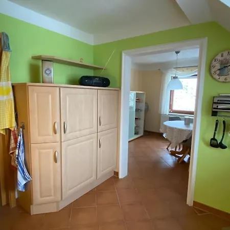Apartment Im Gruenen, Haus Cara, 120m², 4 Zi, Kue, Bad