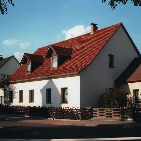 Im Gruenen, Haus Cara, 120m², 4 Zi, Kue, Bad 아파트