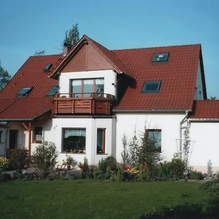 Im Gruenen, Haus Cara, 120m², 4 Zi, Kue, Bad Apartment Schkeuditz